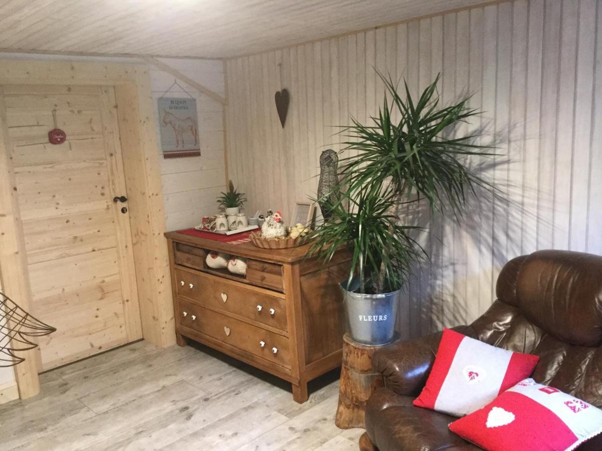 La Ferme de Là-haut B&B Le Haut-du-Them Esterno foto
