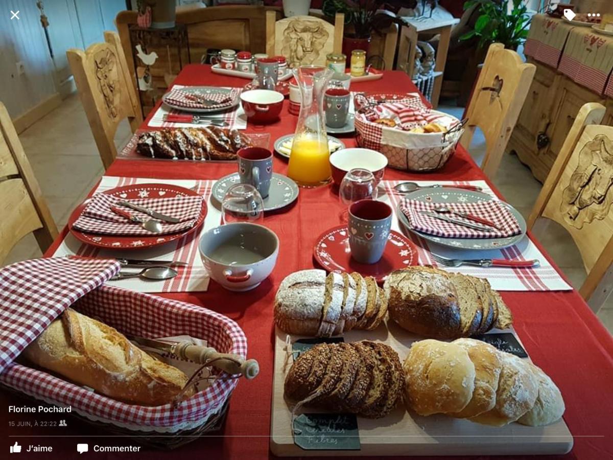 La Ferme de Là-haut B&B Le Haut-du-Them Esterno foto